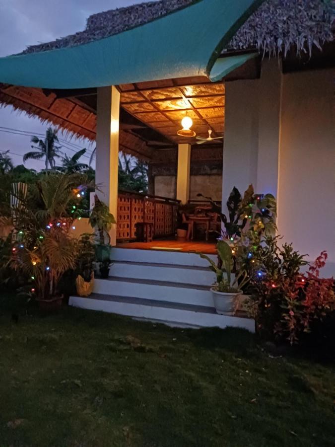 San Isidro  Weeroona Huts Homestay Pacifico מראה חיצוני תמונה